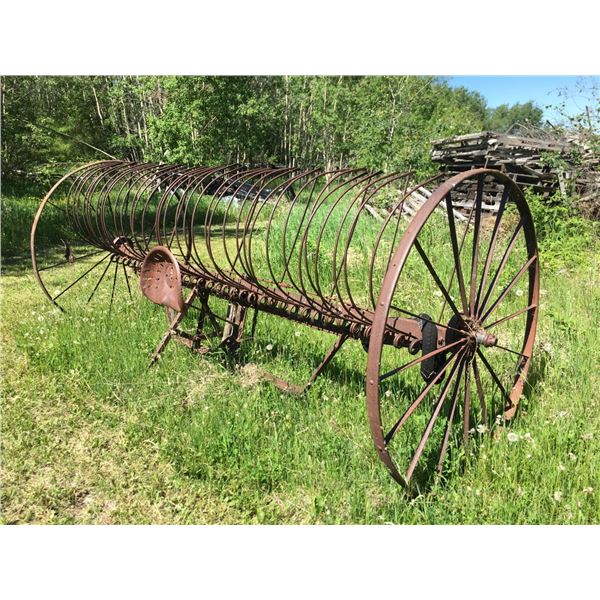 Metal and Tractor Seat - PICK UP ONLY AT FARM