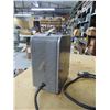 Image 3 : Test Equipment