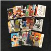 Image 1 : HEROES & VILLAINS COLLECTOR CARDS LOT