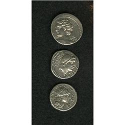 Ancients Lot of three Republican denarii.
