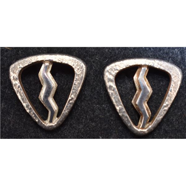 NAVAJO INDIAN EARRINGS (HARVEY BEGAY)