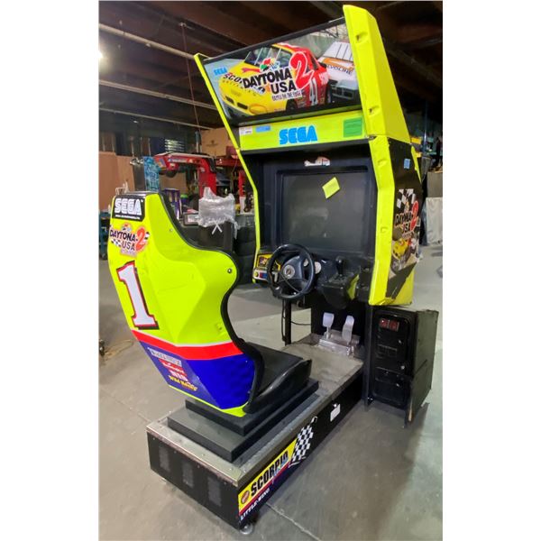 Sega Daytona 2 USA Battle on Edge Racing Arcade