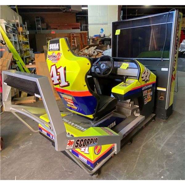 Sega Scorpio Daytona 2 USA Battle on the Edge Racing Game