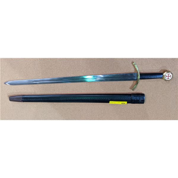 Hand crafted crusade black handle custom Damascus sword w/leather scabbard from the show