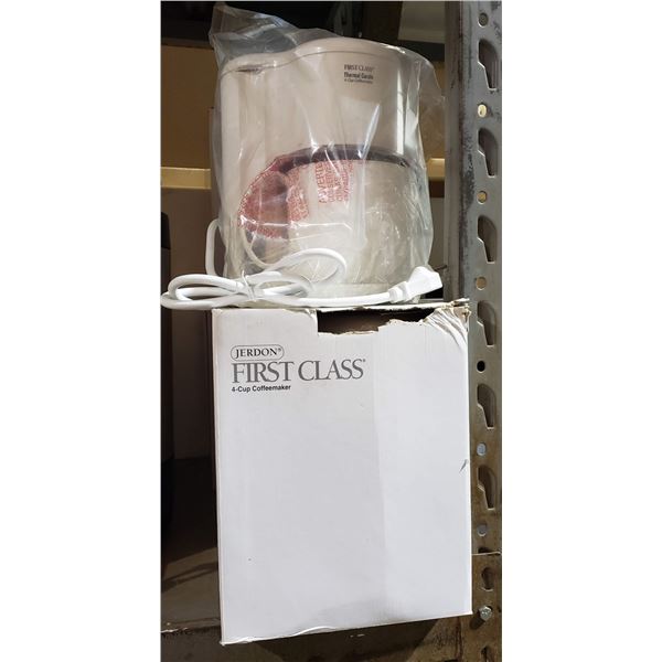 Group of 4 new jerdan first class 4 cup coffee makers