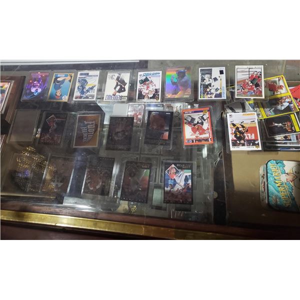 Large lot of assorted collectors sports cards