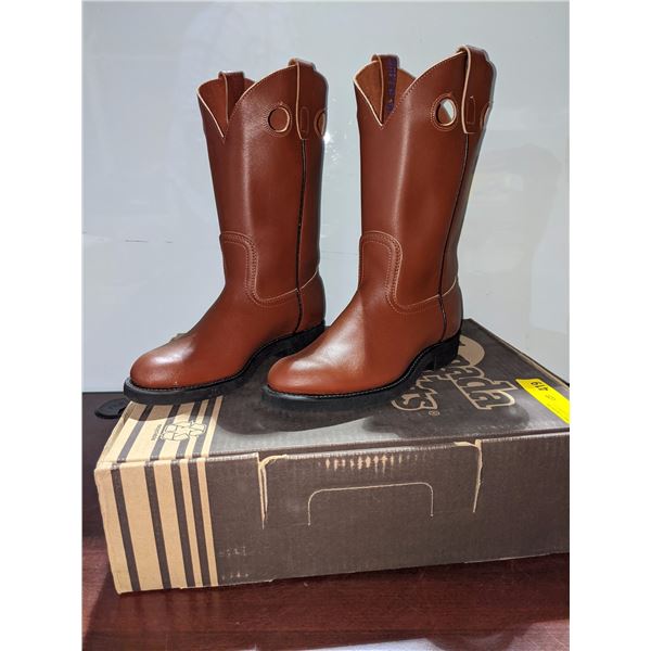 Pair of Canada west boots originally spongy boots size 7 1/2 (NOS)