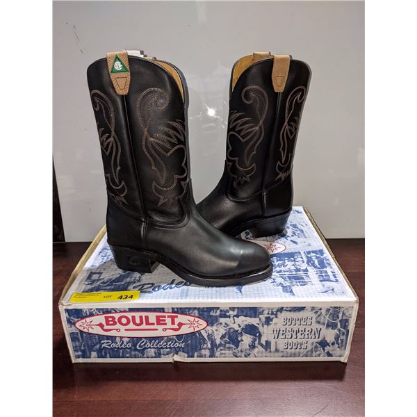 Pair boulet S.T pull on boots size 8 (NOS)