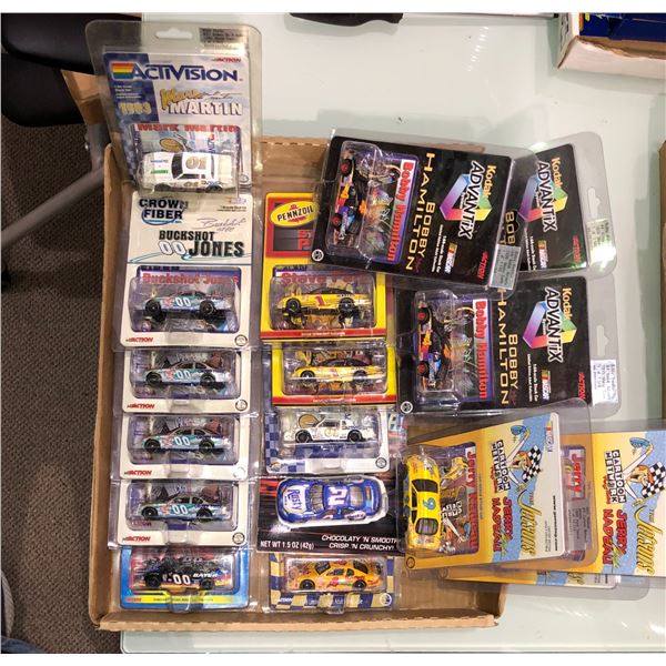 A huge lot of highly collectible 1:64 scale stock car (approx. 18 pieces)