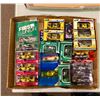 Image 1 : A huge lot of highly collectible 1:64 scale stock car (approx. 18 pieces)