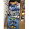 Image 3 : Highly Collectible Hot Wheel racing cars and 2 fan flags