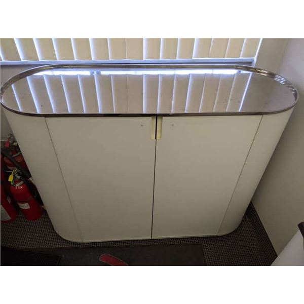 Stainless steel top oval bar cabinet