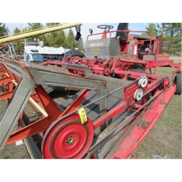 1978 VERSATILE 400 HYDROSTATIC SWATHER