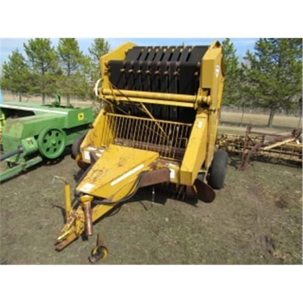 VERMEER 605G ROUND BALER