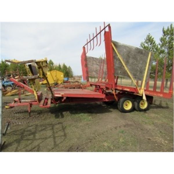 NEW HOLLAND 1033 STACKLINE BALE WAGON