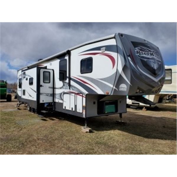 2014 ROAD WARRIOR 41' TOY HAULER