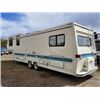 Image 3 : 1995 CITATION 34' FIFTH WHEEL HOLIDAY TRAILER