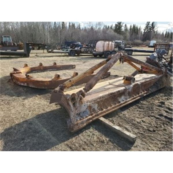 C-FRAME & DOZER BLADE