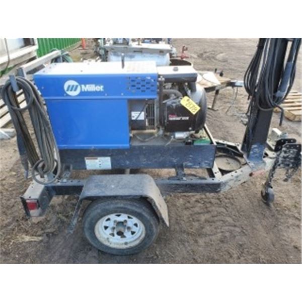 MILLER AC/DC WELDER