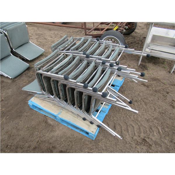 APPROX 16 GREEN CHAIRS