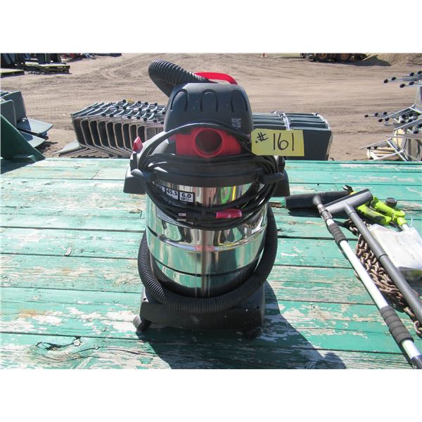 SHOP VACUUM (12 GAL/4.5L; 6 HP)