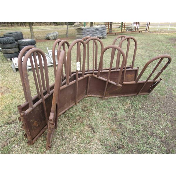 ROUND BALE FEEDER (1 SECTION DAMAGED)