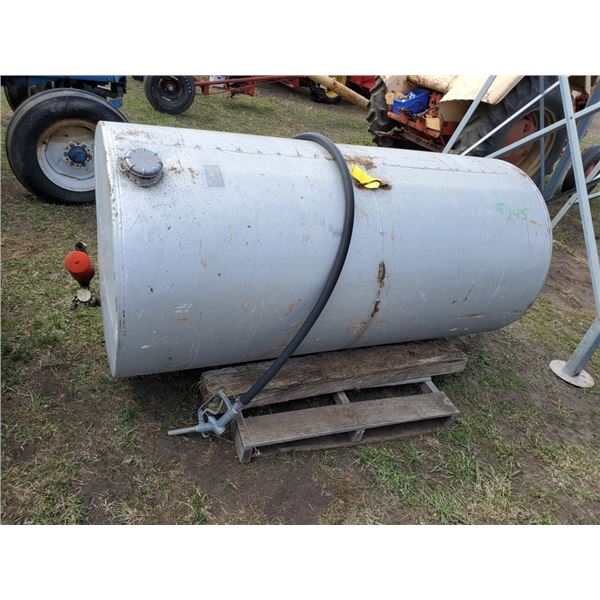 300 GALLON FUEL TANK C/W HOSE & FILTER