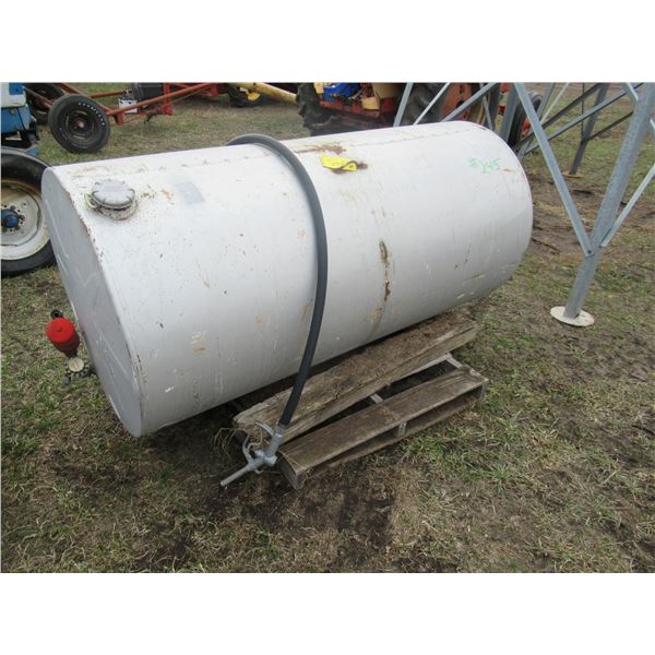 300 GALLON FUEL TANK C/W HOSE & FILTER