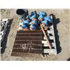 Image 1 : STEEL GRATES, APPROX 5 WELL COUPLERS & PAIL OF HOSE CRIMP ENDS