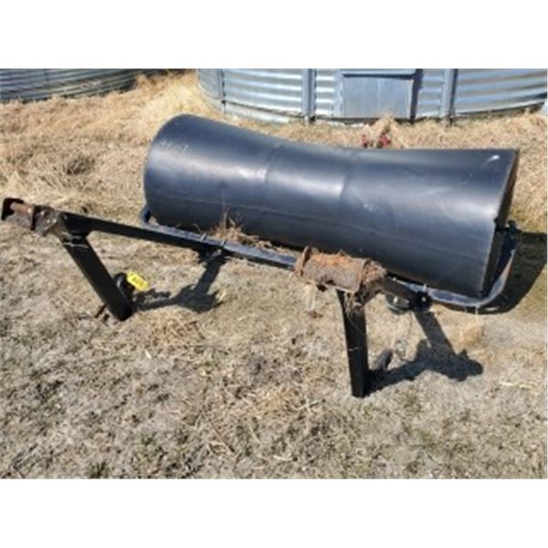 APPROX. 9' SWATH ROLLER