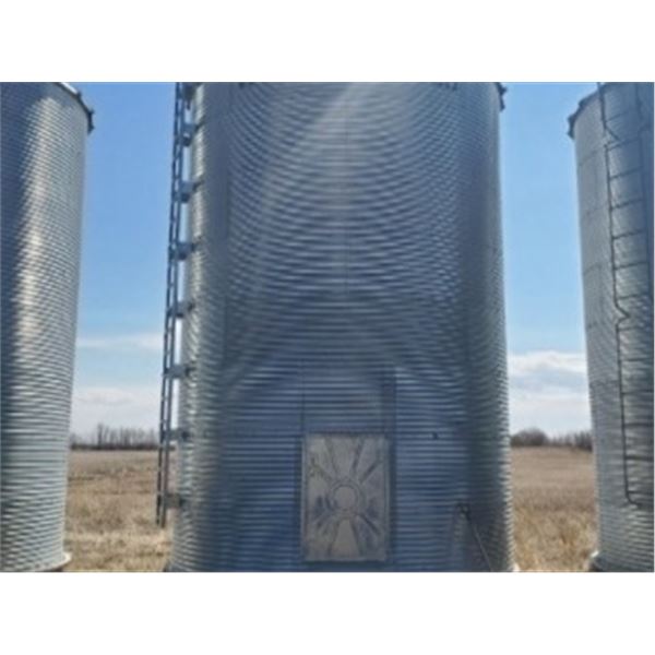 WESTEEL ROSCO 2750 BUSHEL GRAIN BIN