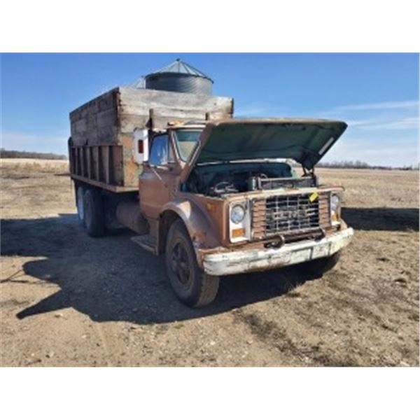 1966 GMC 960 TANDEM AXLE DUMP TRUCK