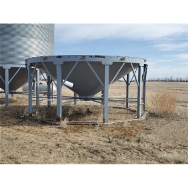 MILLER 18' HOPPER BOTTOM