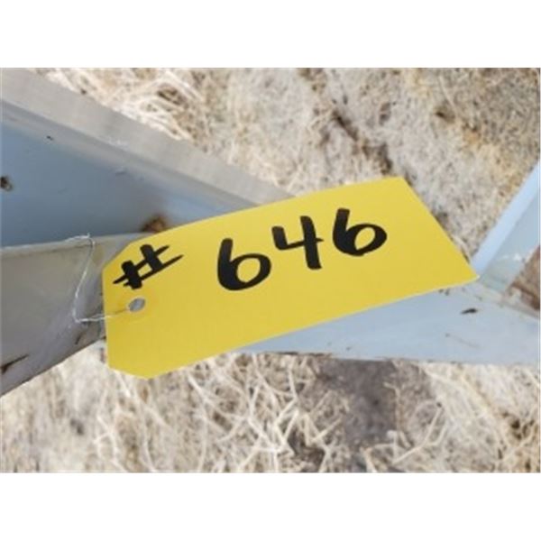 WESTEEL ROSCO 5500 BUSHEL GRAIN BIN C/W MILLER HOPPER