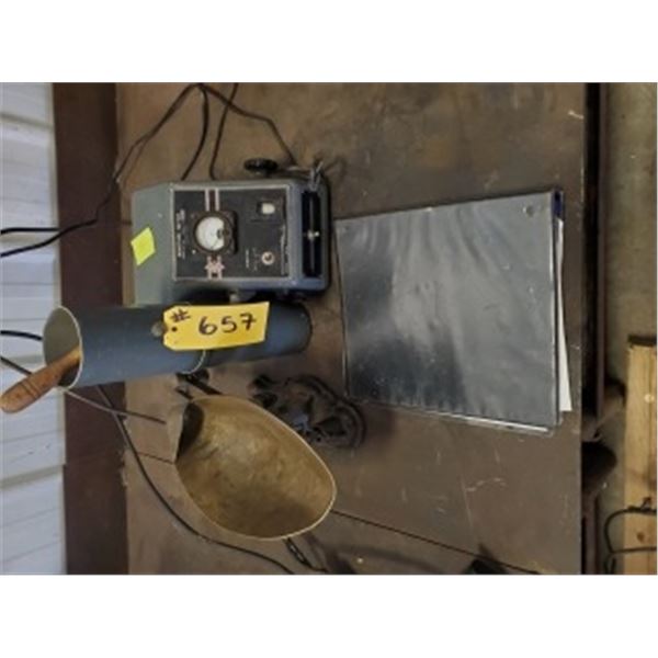 HALROSS MODEL 919 COMMERCIAL GRAIN TESTER