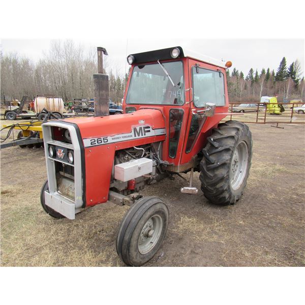 MASSEY FERGUSON 265 DIESEL TRACTOR