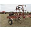 Image 2 : IHC APPROX. 55 - 18' CHISEL PLOW