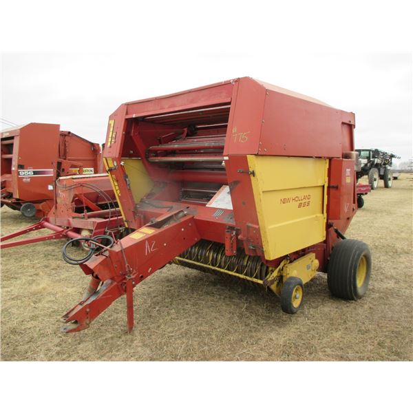 NEW HOLLAND 855 ROUND BALER