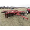 Image 1 : MASSEY FERGUSON 620 APPROX. 16' DISC