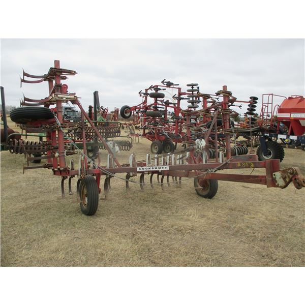 COCKSHUTT APPROX. 21' VIBRA SHANK