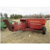 Image 4 : NEW HOLLAND 283 SQUARE BALER