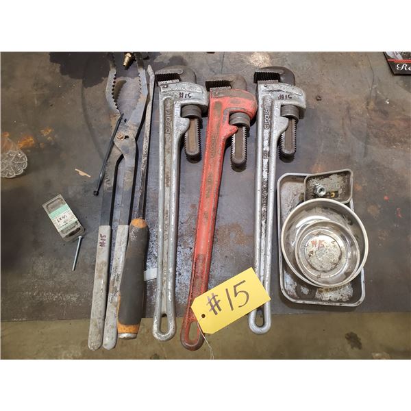 3 PIPE WRENCHES, BARS & NUT & BOLT TRAYS