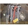 Image 1 : 3 PIPE WRENCHES, BARS & NUT & BOLT TRAYS
