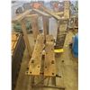 Image 1 : WORK BENCH & 2 SAW HORSES