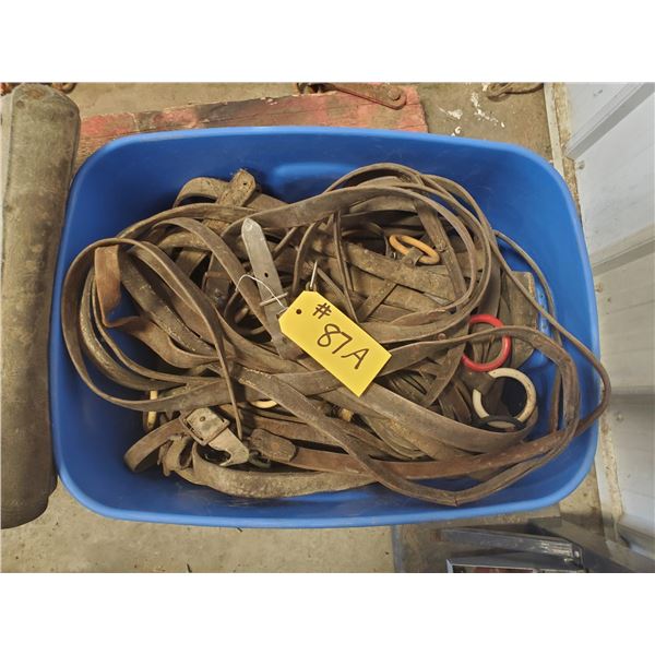 LEATHER DRIVING LINES & SET OF SCOTCH TOPS