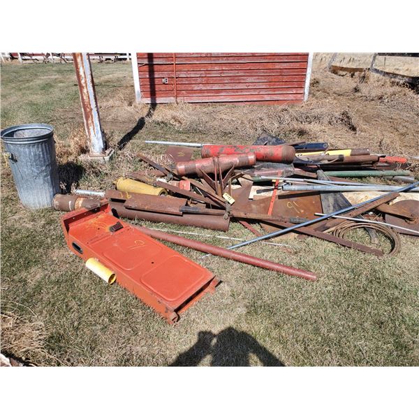 PILE OF MISC SCRAP METAL (BUYER IS RESPONSIBLE FOR MOVING)