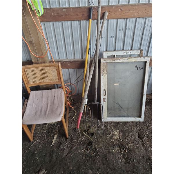 QUANTITY OF WINDOWS, CHAIR, PITCH FORK, CHIMNEY SWEEP & SAFETY BELT