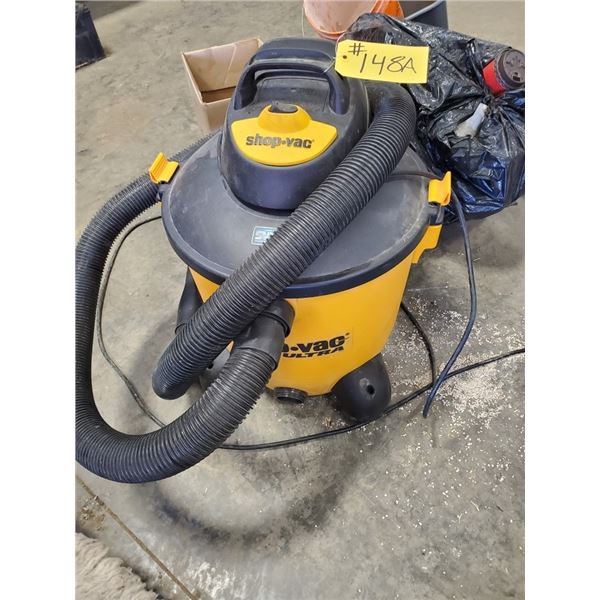 SHOP VACUUM (5.5 HP; 12 GALLON)