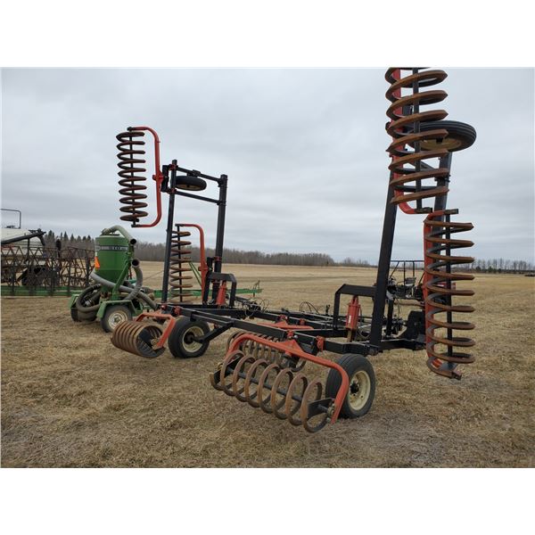 BOURGAULT 4000 - APPROX 37' COIL PACKERS