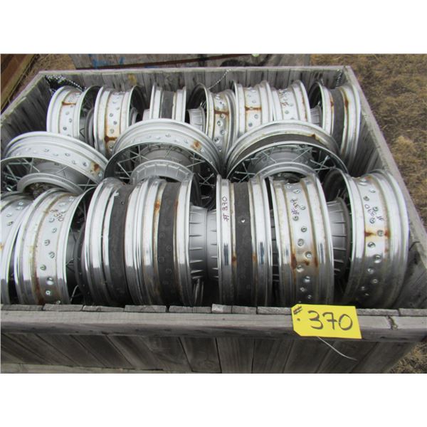 APPROX. 18 SUZUKI RIMS